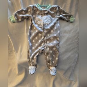 NWOT Simple Joys By Carter's Adorable Gray Star Baby Footie Pajamas